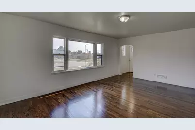 1450 W 35th Avenue, Gary, IN 46408 - Photo 5