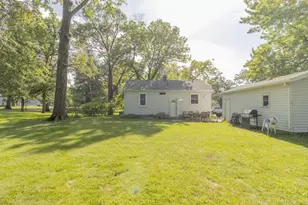 211 Woodland Dr, Lowell, IN 46356 - Photo 17