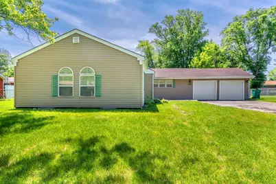 605 E 53rd Avenue, Merrillville, IN 46410 - Photo 1