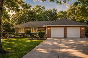 130 Woodland Hickory Ct, Valparaiso, IN 46385 - Photo 1