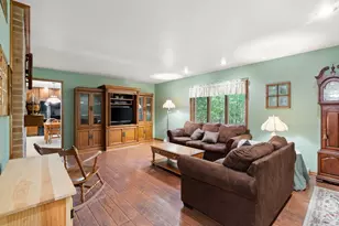 130 Woodland Hickory Ct, Valparaiso, IN 46385 - Photo 11