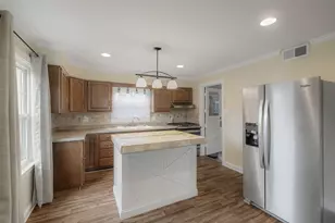 611 W North St, Crown Point, IN 46307 - Photo 7