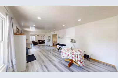 626 E 77th Avenue, Schererville, IN 46375 - Photo 5