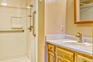 7107 Lindberg Ave, Hammond, IN 46323 - Photo 9
