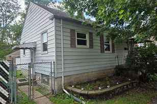 840 175th St, Hammond, IN 46324 - Photo 3