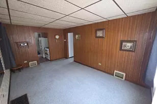 840 175th St, Hammond, IN 46324 - Photo 5
