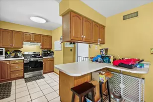6650 Monument Ave, Portage, IN 46368 - Photo 9