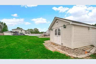 236 Kimrich Circle N, Valparaiso, IN 46385 - Photo 33