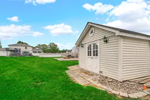 236 Kimrich Cir N, Valparaiso, IN 46385 - Photo 33