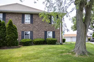 1902 Burgundy St, Schererville, IN 46375 - Photo 1