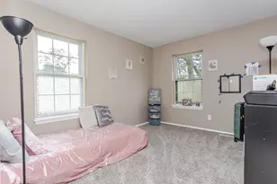 1902 Burgundy St, Schererville, IN 46375 - Photo 25