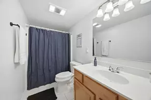 3020 Diamond Dr, Hobart, IN 46342 - Photo 21