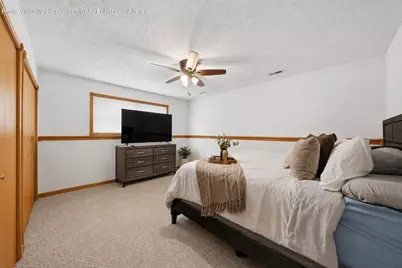 3020 Diamond Drive, Hobart, IN 46342 - Photo 19