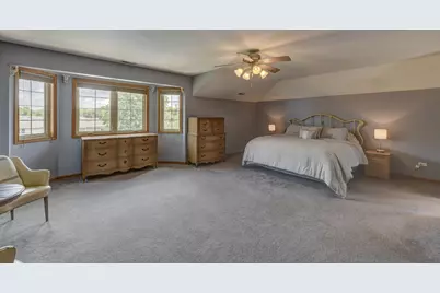 817 Robin Court, Dyer, IN 46311 - Photo 17