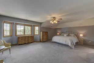 817 Robin Ct, Dyer, IN 46311 - Photo 17