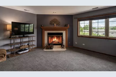 817 Robin Court, Dyer, IN 46311 - Photo 15