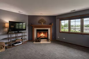 817 Robin Ct, Dyer, IN 46311 - Photo 15