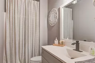 817 Robin Ct, Dyer, IN 46311 - Photo 13