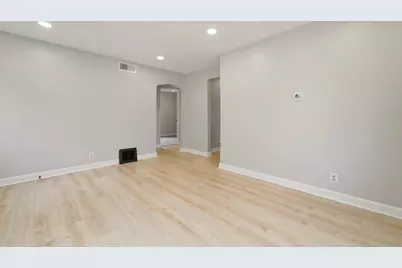340 N California Street, Hobart, IN 46342 - Photo 5