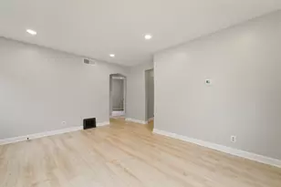 340 N California St, Hobart, IN 46342 - Photo 5