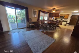 142 Curtis Dr, Valparaiso, IN 46383 - Photo 9