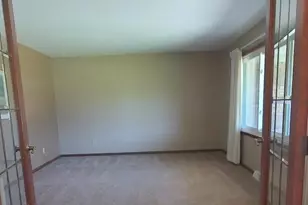 142 Curtis Dr, Valparaiso, IN 46383 - Photo 13