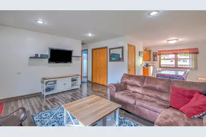 897 Apache Lane, Lowell, IN 46356 - Photo 5