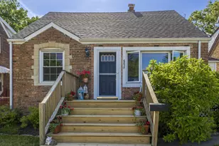 6828 Schneider Ave, Hammond, IN 46323 - Photo 1