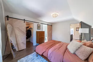 6828 Schneider Ave, Hammond, IN 46323 - Photo 17