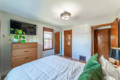 6828 Schneider Avenue, Hammond, IN 46323 - Photo 27