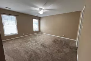 1302 Bobolink Rd, Valparaiso, IN 46383 - Photo 7