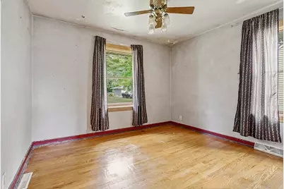 131 N Harvey Street, Griffith, IN 46319 - Photo 7