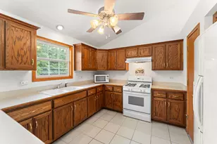 3128 Austgen Pl, Dyer, IN 46311 - Photo 7