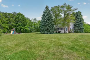 568 Shatz Dr N, Valparaiso, IN 46385 - Photo 9