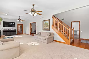 568 Shatz Dr N, Valparaiso, IN 46385 - Photo 15