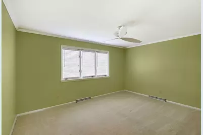 150 Curtis Drive, Valparaiso, IN 46383 - Photo 17