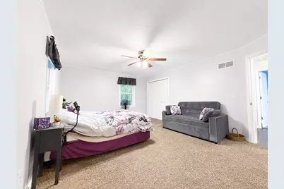 1604 Hickory Street SW, Demotte, IN 46310 - Photo 9
