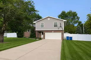 1604 Hickory St SW, Demotte, IN 46310 - Photo 1