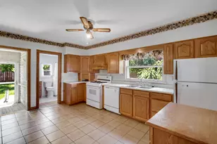 8 E Moore St, Hanna, IN 46340 - Photo 9