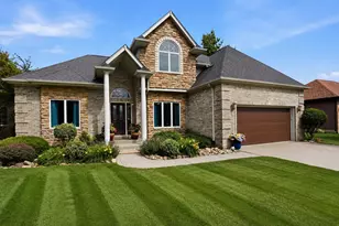 10629 Erie Dr, Crown Point, IN 46307 - Photo 41