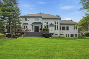 10629 Erie Dr, Crown Point, IN 46307 - Photo 5