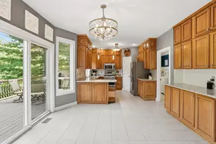 10629 Erie Dr, Crown Point, IN 46307 - Photo 15