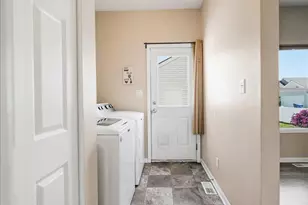2549 W 127th Ave, Crown Point, IN 46307 - Photo 11
