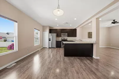2549 W 127th Avenue, Crown Point, IN 46307 - Photo 9