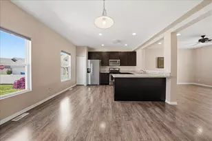 2549 W 127th Ave, Crown Point, IN 46307 - Photo 9