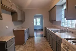 2734 Cleveland St, Hammond, IN 46323 - Photo 9