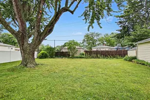 3318 North Dr, Highland, IN 46322 - Photo 19