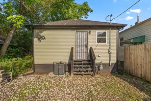 1957 Pennsylvania St, Gary, IN 46407 - Photo 19
