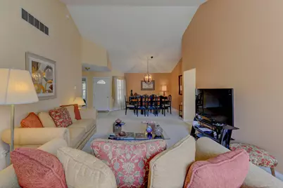 2028 Wildwood Circle, Highland, IN 46322 - Photo 7