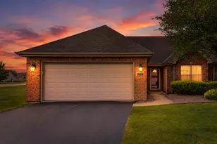2028 Wildwood Cir, Highland, IN 46322 - Photo 1
